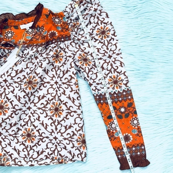 House of Harlow Long Sleeve Puff Shoulder
Blouse Beige Orange - Picture 5 of 5